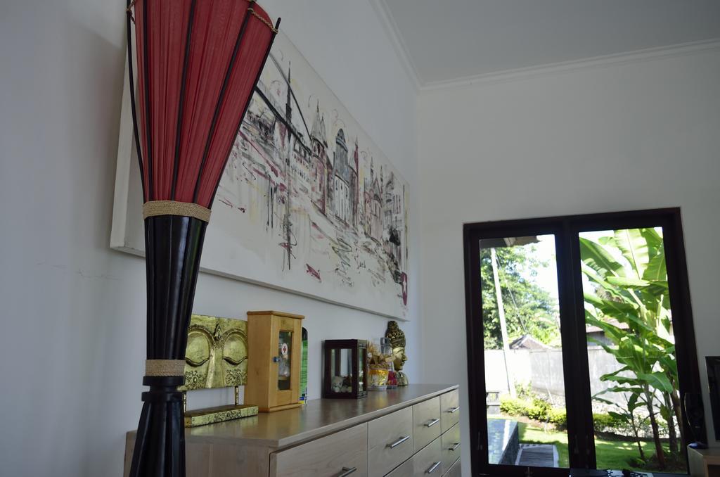 Villa Danison Umeanyar Bilik gambar