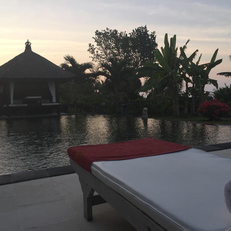 Villa Danison Umeanyar Luaran gambar